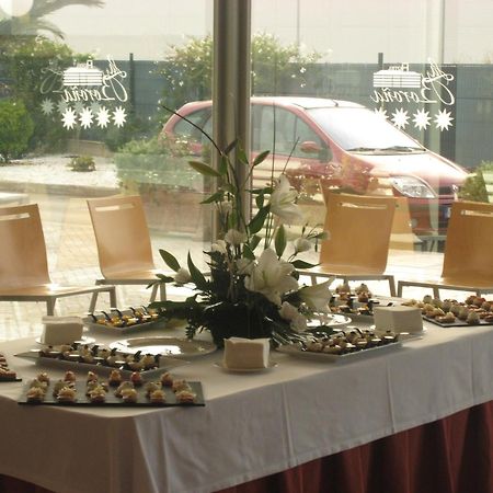 Hotel La Borona Хіхон Екстер'єр фото