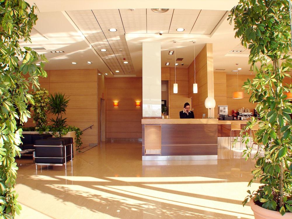 Hotel La Borona Хіхон Екстер'єр фото