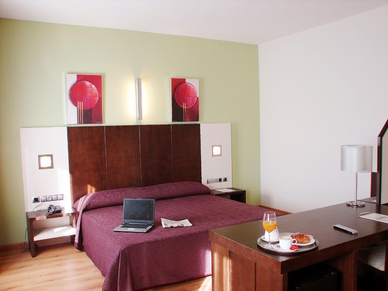 Hotel La Borona Хіхон Номер фото