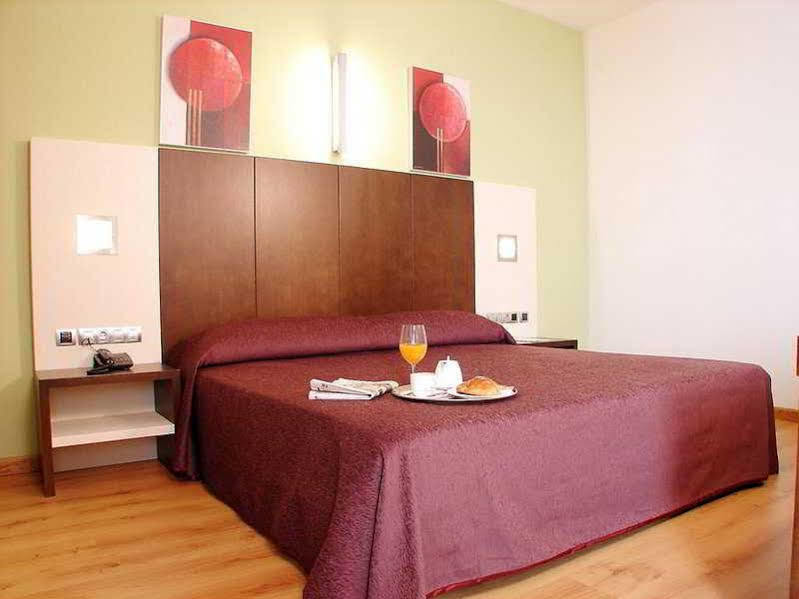 Hotel La Borona Хіхон Екстер'єр фото